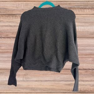 Grey knit cropped batwing zara sweater